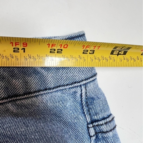 Lane Bryant Ombré Mid Rise Girlfriend Shorts Flex Magic Waistband Size 26 NWT - Picture 8 of 11